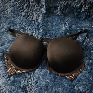 Elegant Black Lace Women's Bra